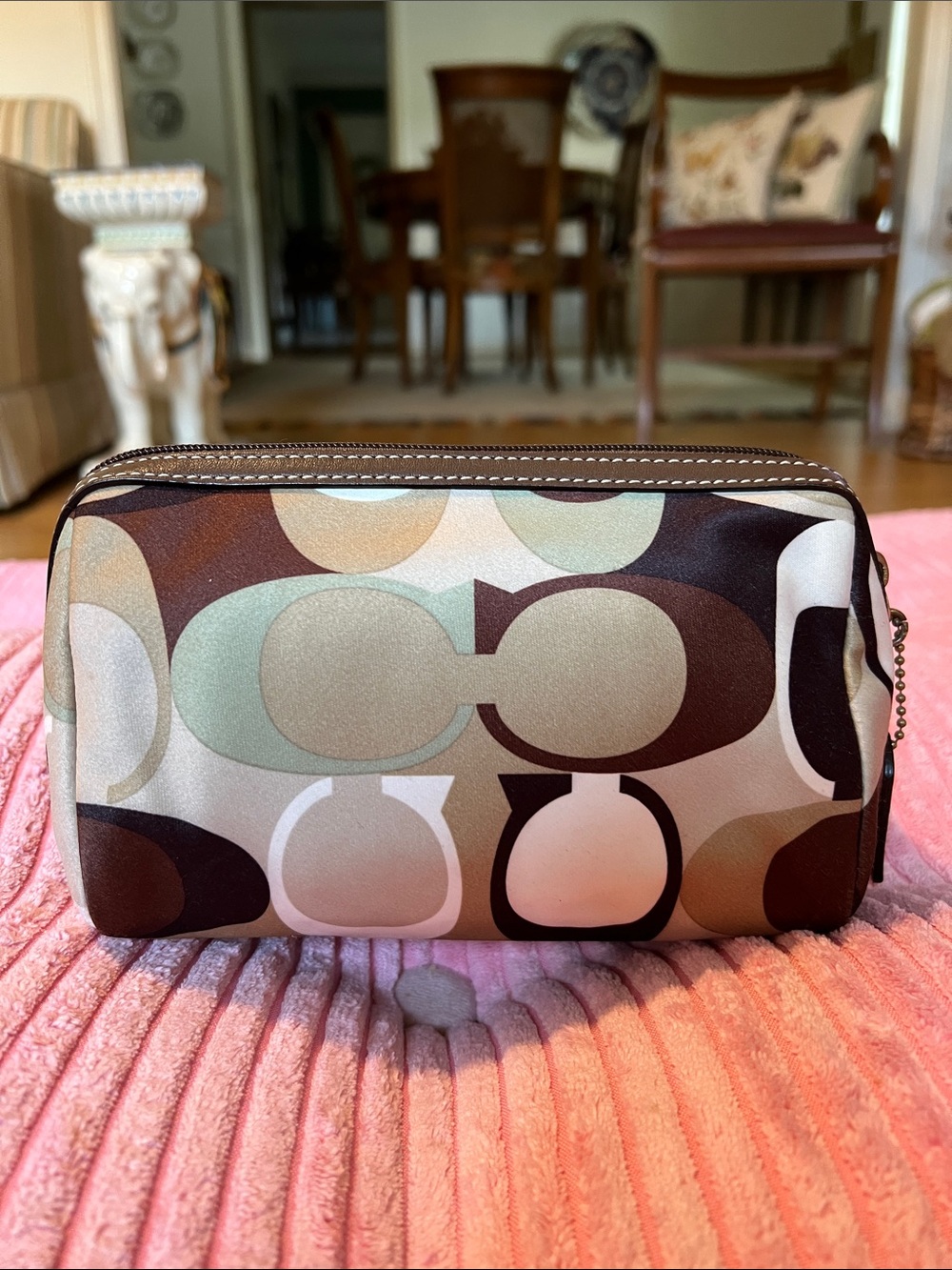 Coach 2007 Op Art Cosmetic Pouch-EUC - Picture 5 of 14